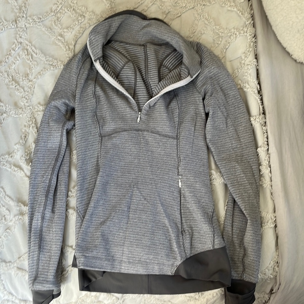 Lululemon quarterzip